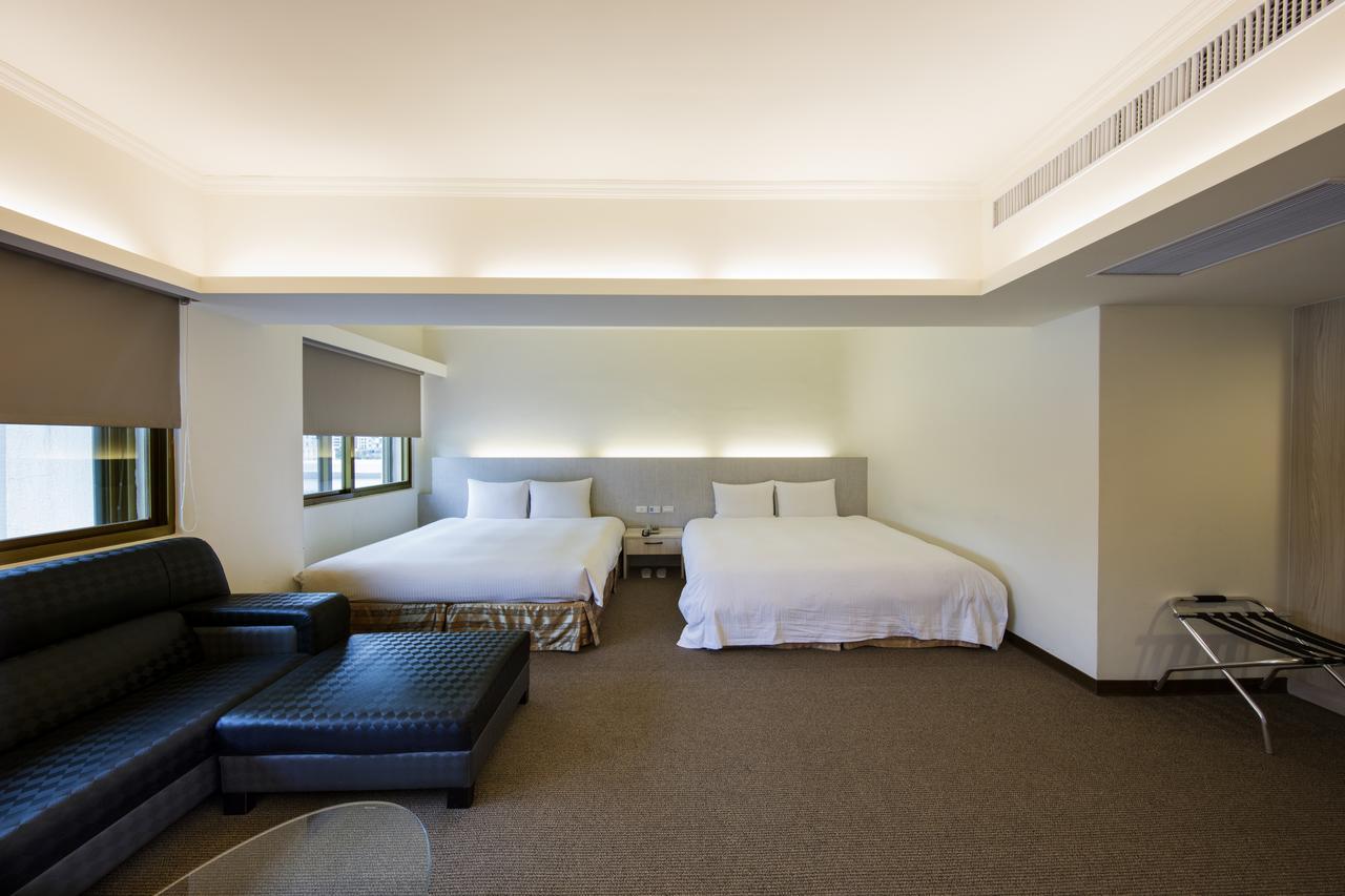 Ful Won Hotel Taichung Buitenkant foto